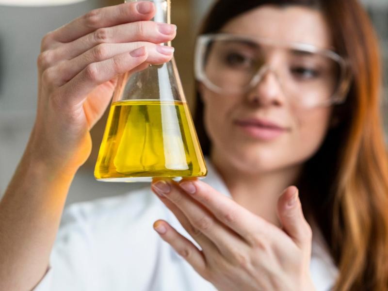 Análise de TTA em Óleo Isolante